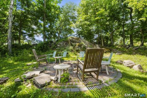 14 North Branch Road Newtown CT 06470