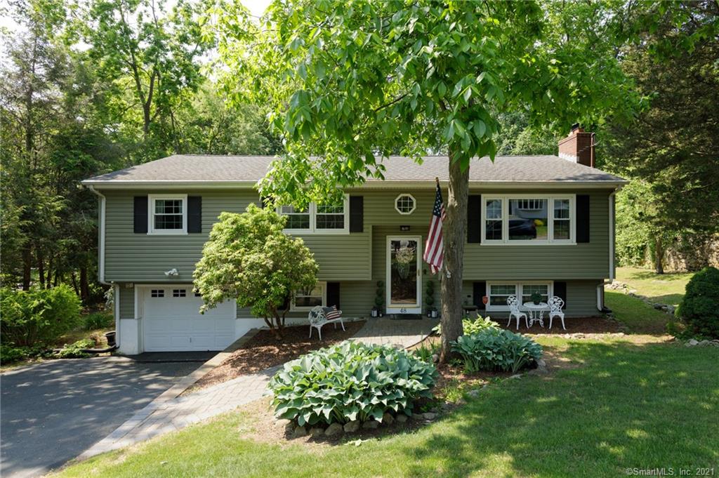 48 Belleview Drive Derby CT 06418