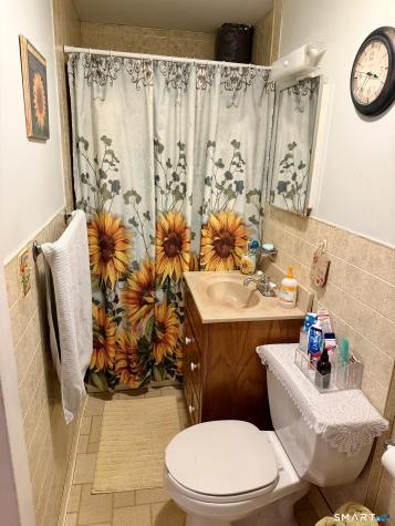 52 South 1st Street Meriden CT 06451