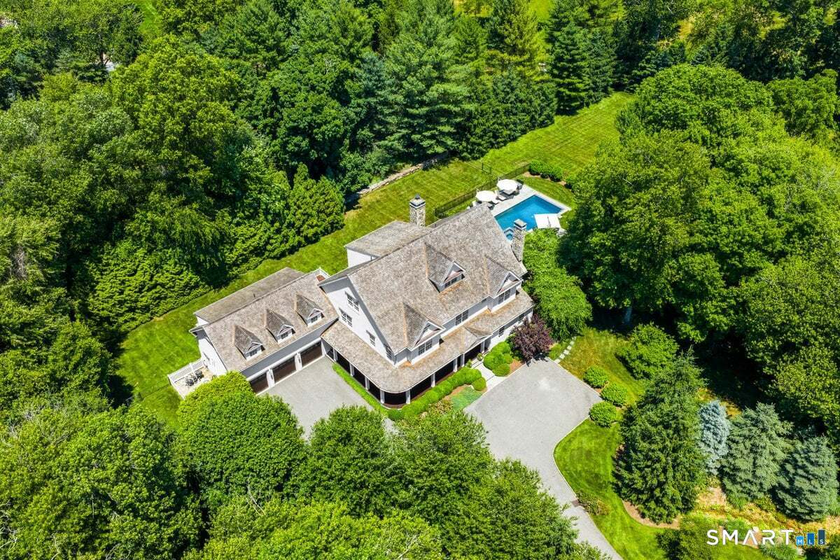 359 Greens Farms Road Westport CT 06880