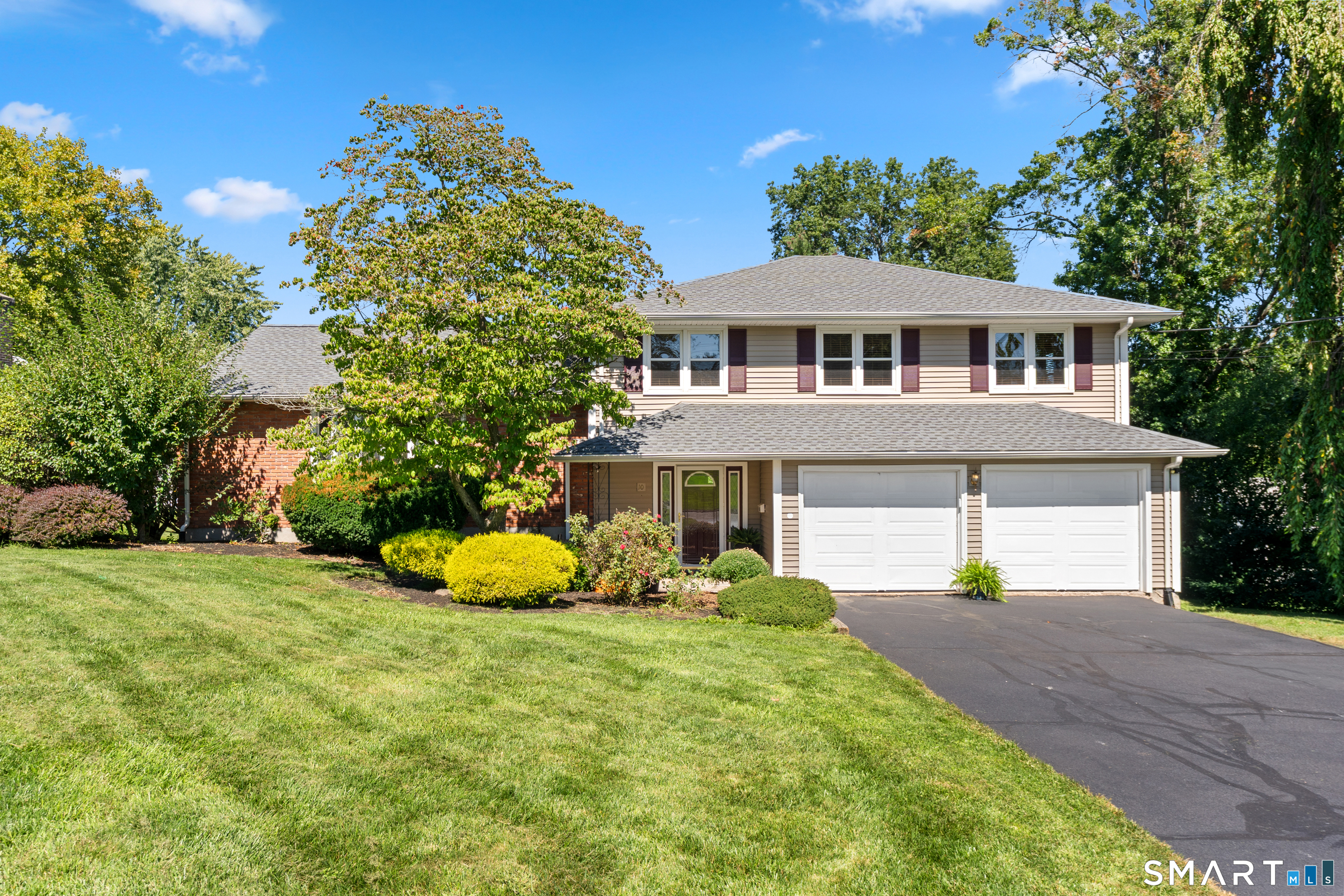 10 Eastwood Road West Hartford CT 06117