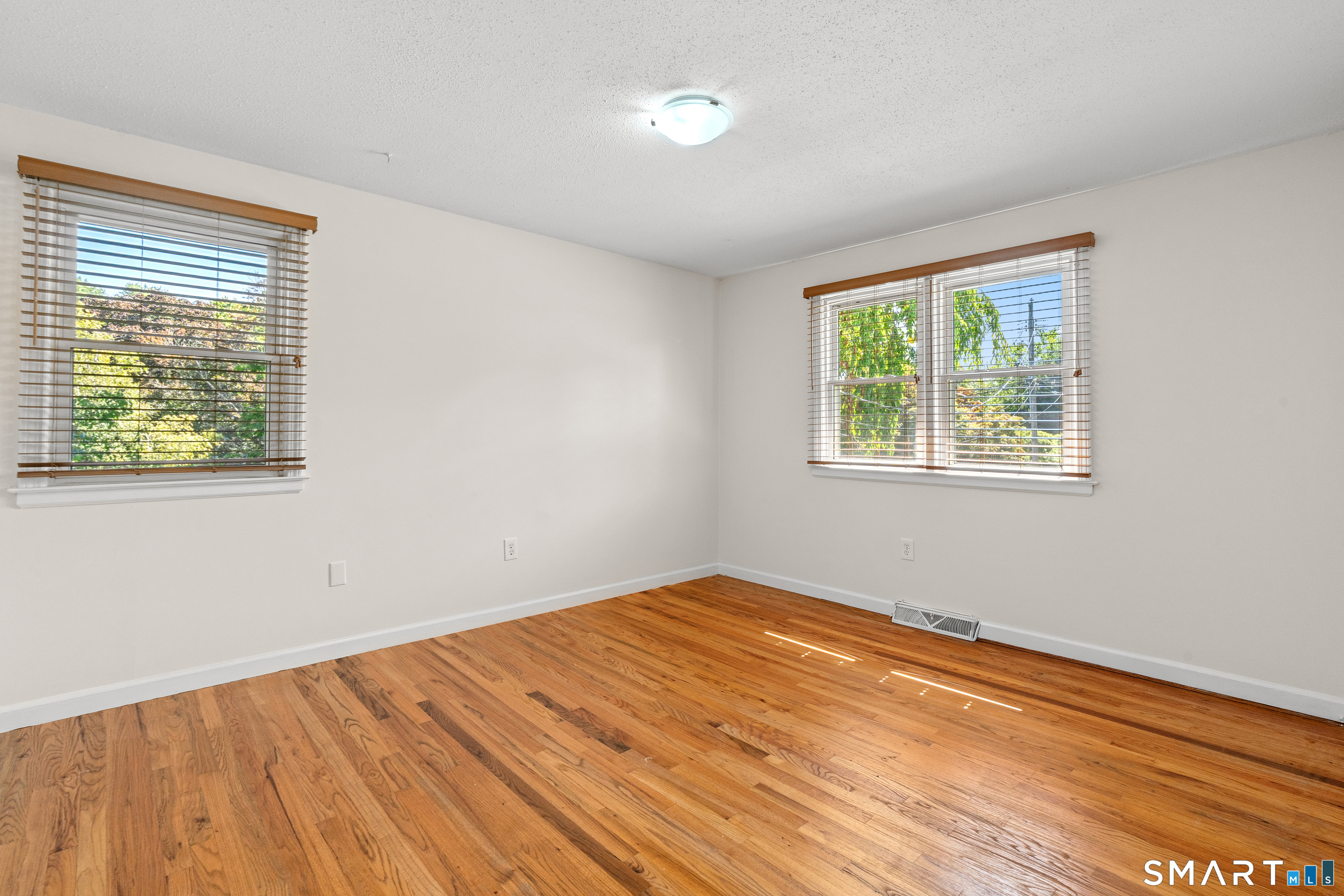 10 Eastwood Road West Hartford CT 06117