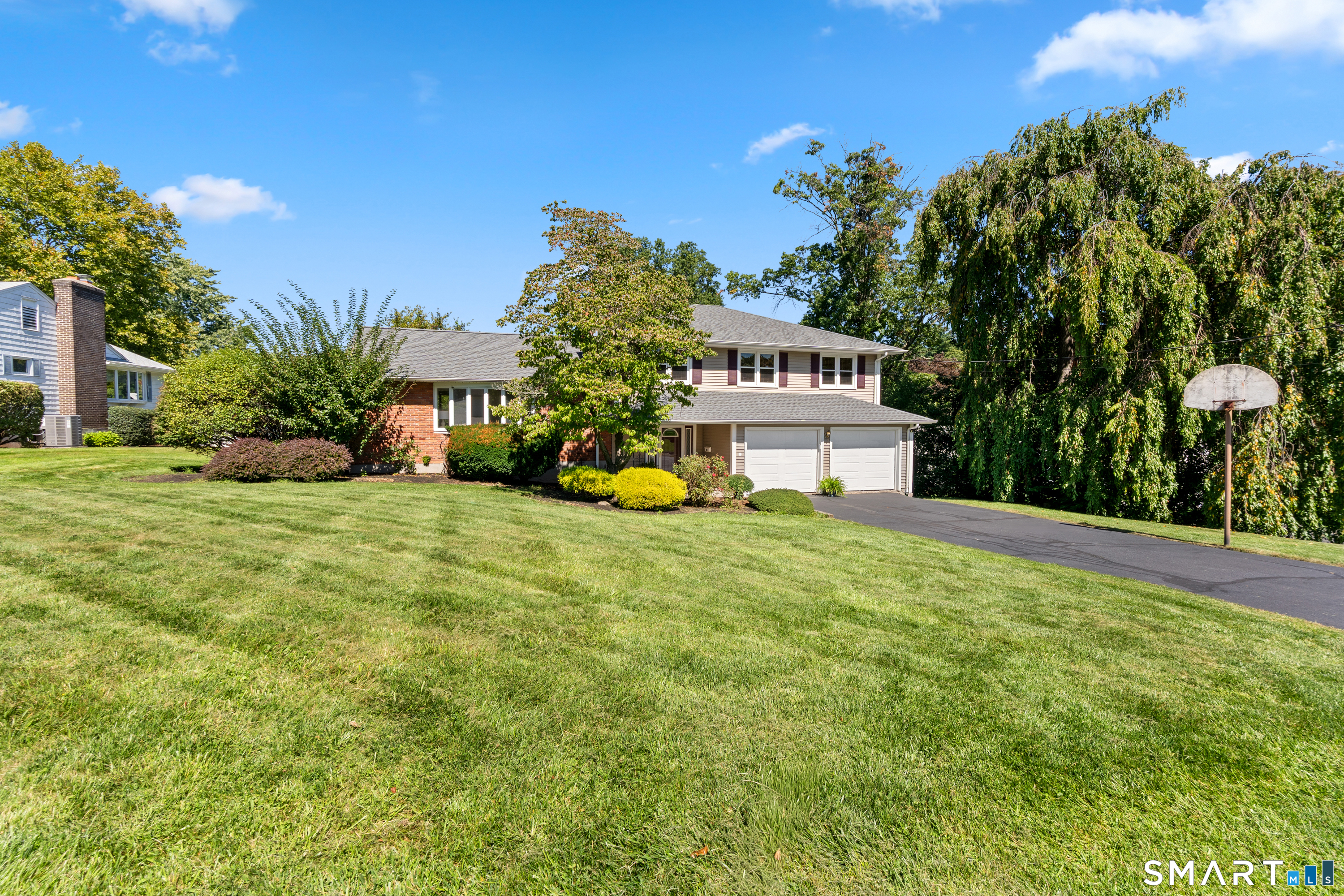 10 Eastwood Road West Hartford CT 06117