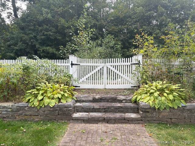 202 South Main Street Manchester CT 06040