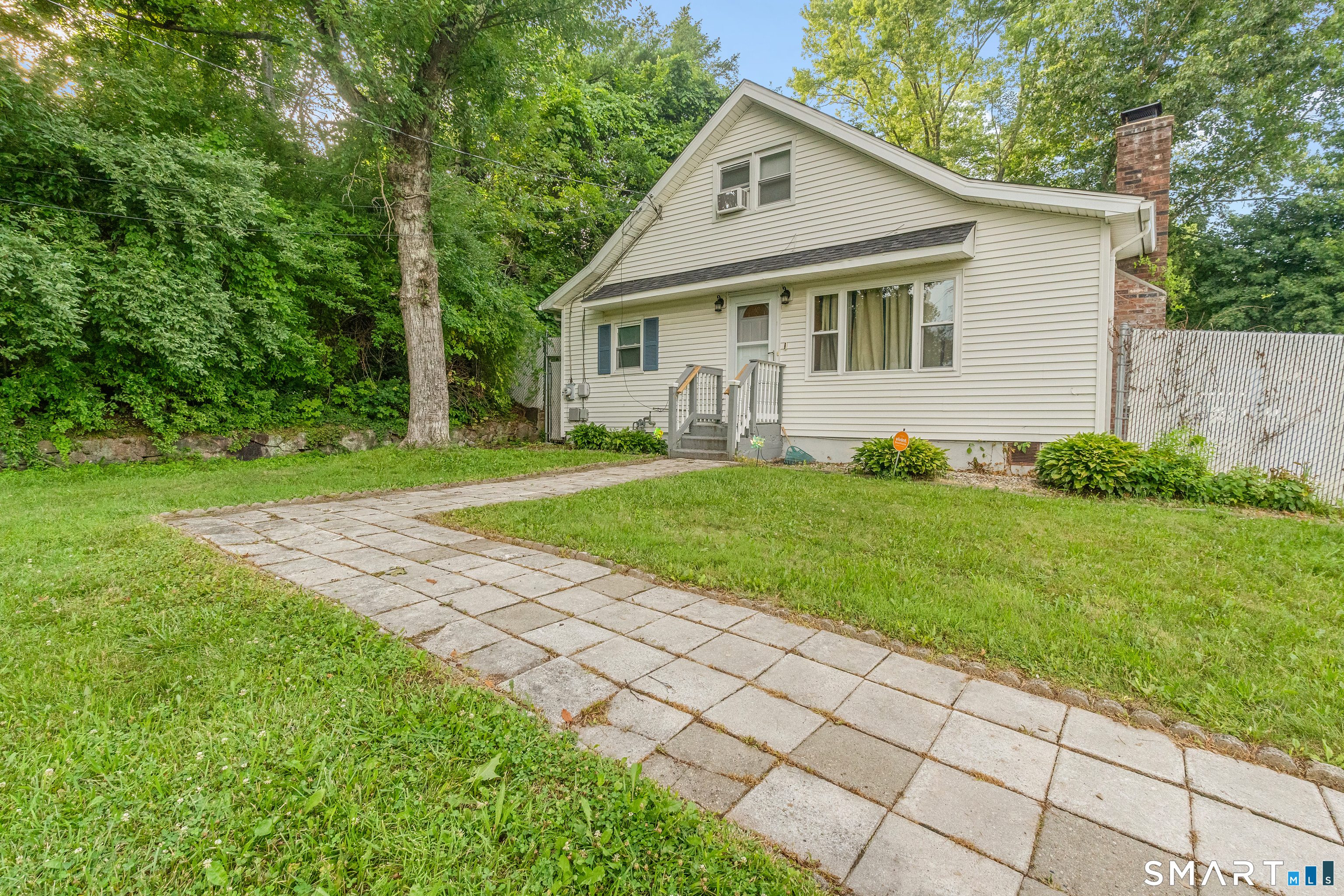683 Woodin Street Hamden CT 06514