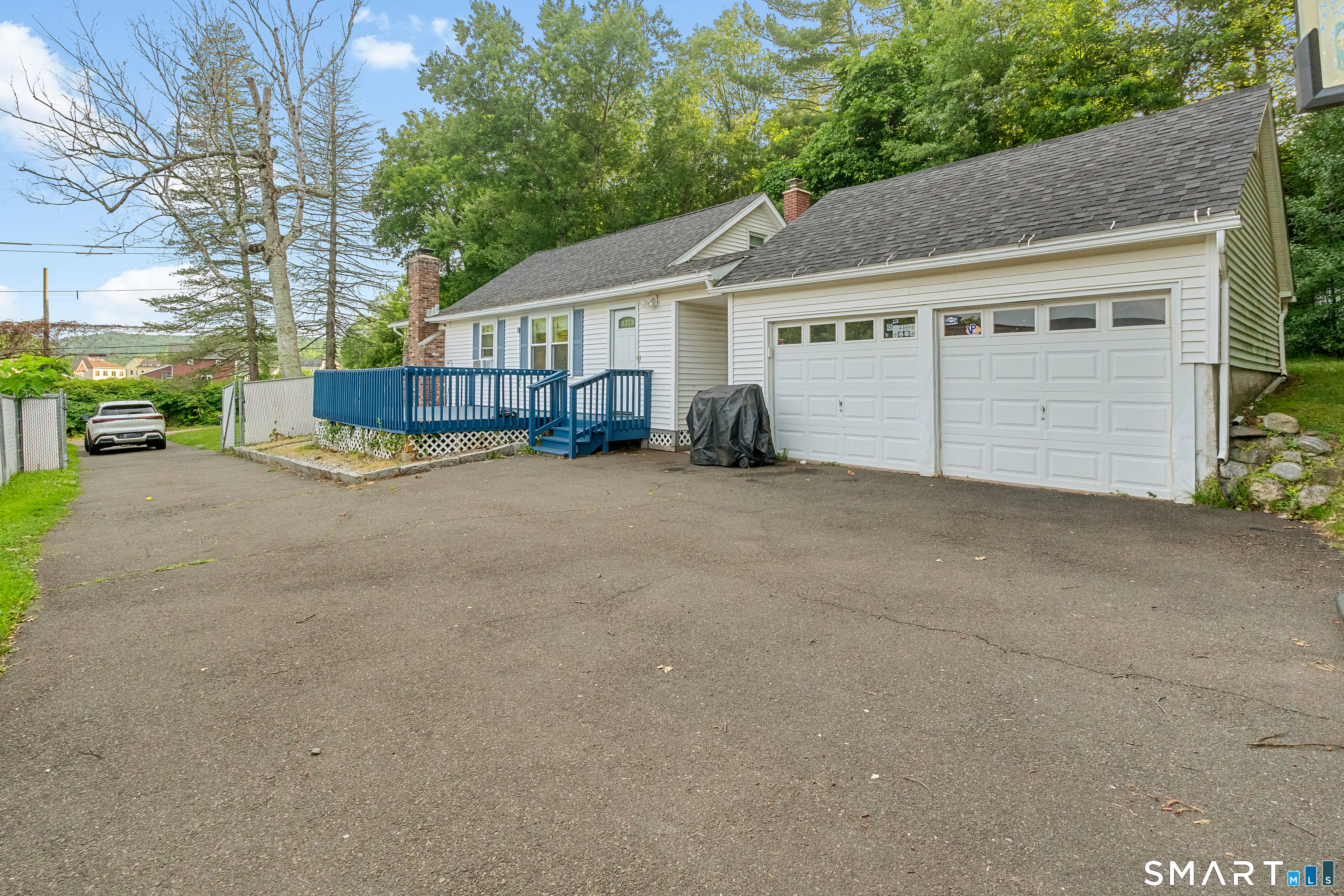 683 Woodin Street Hamden CT 06514