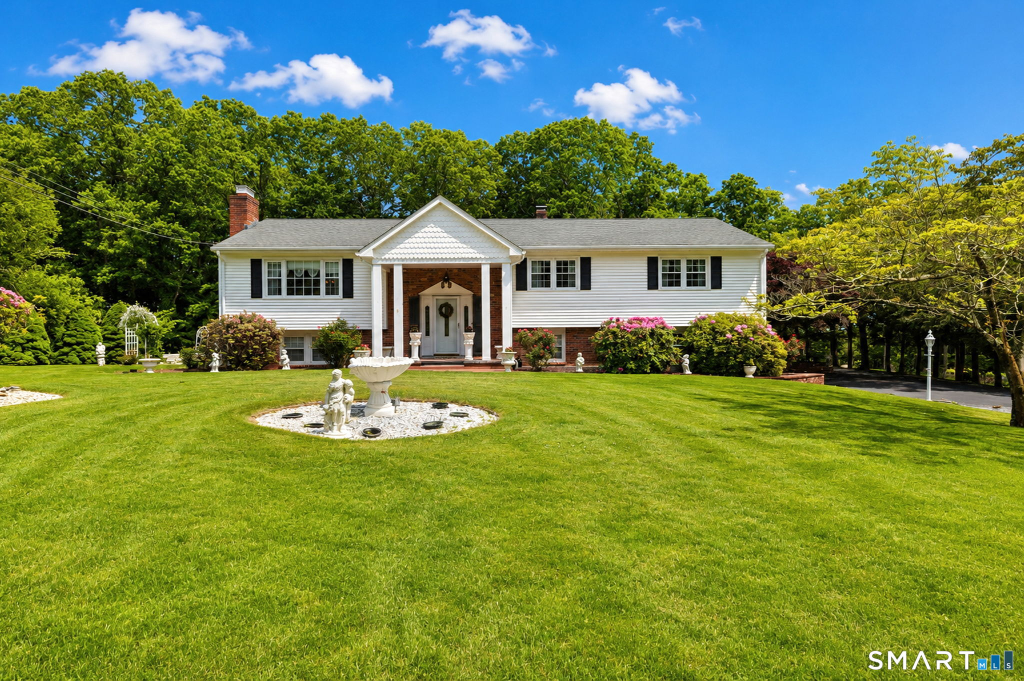 106 Greenwood Lane Monroe CT 06468