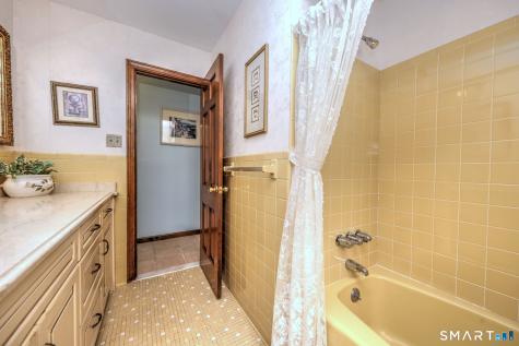 106 Greenwood Lane Monroe CT 06468