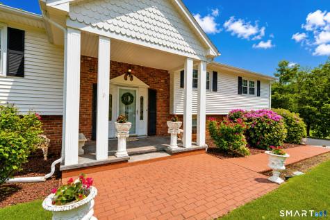106 Greenwood Lane Monroe CT 06468