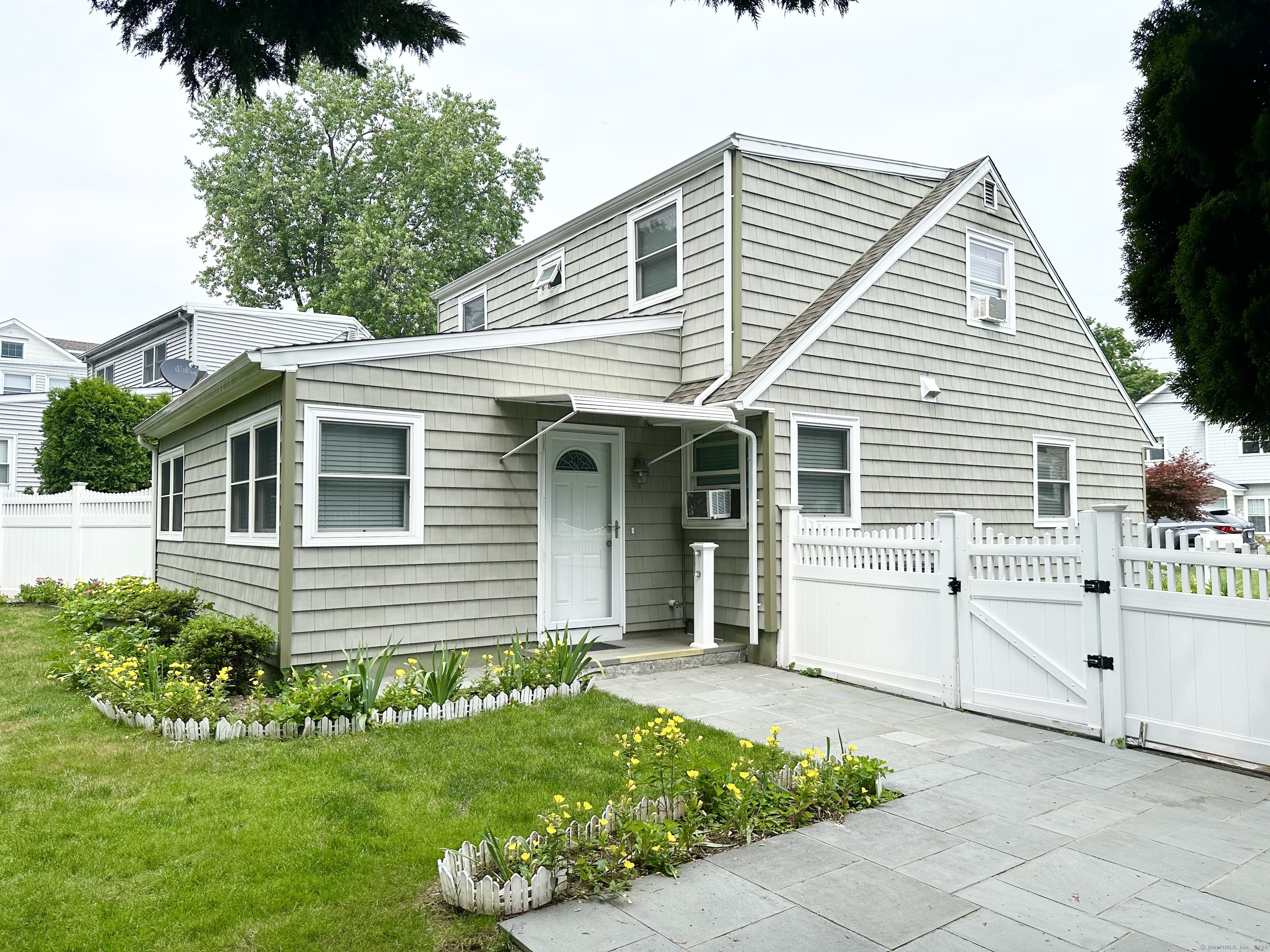 18 Albin Road Stamford CT 06902