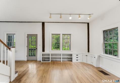19 Farrell Road Newtown CT 06470