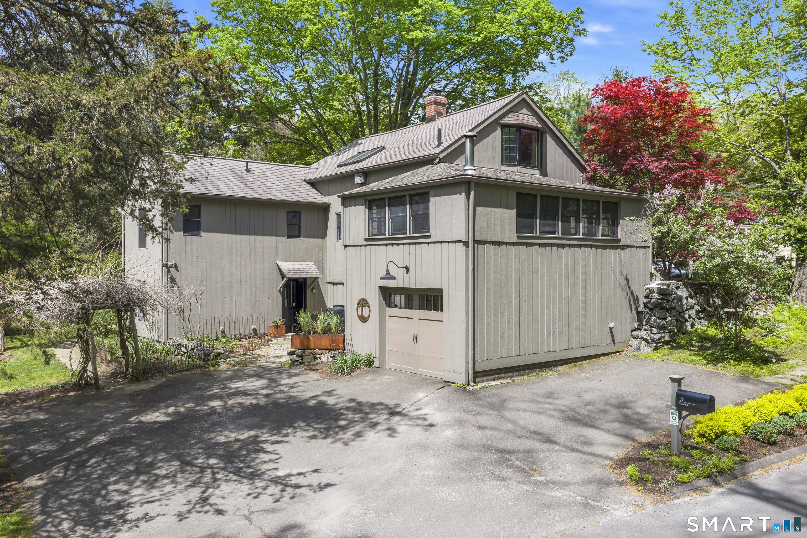 19 Farrell Road Newtown CT 06470