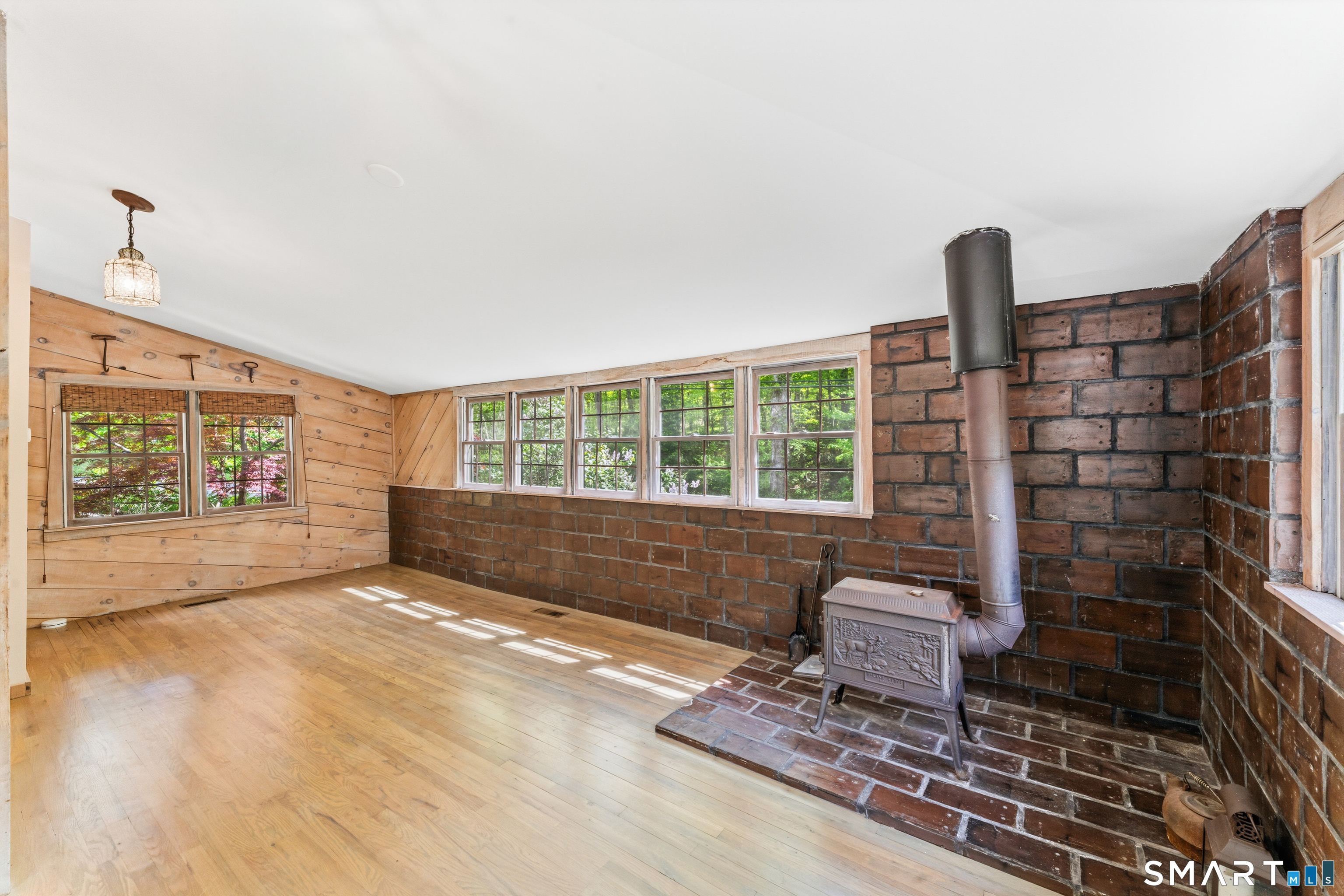 19 Farrell Road Newtown CT 06470