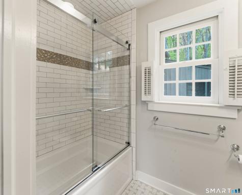 19 Farrell Road Newtown CT 06470