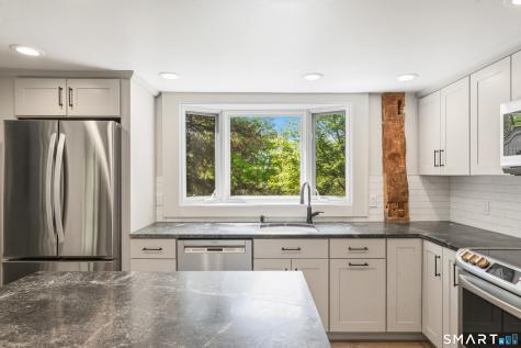 19 Farrell Road Newtown CT 06470