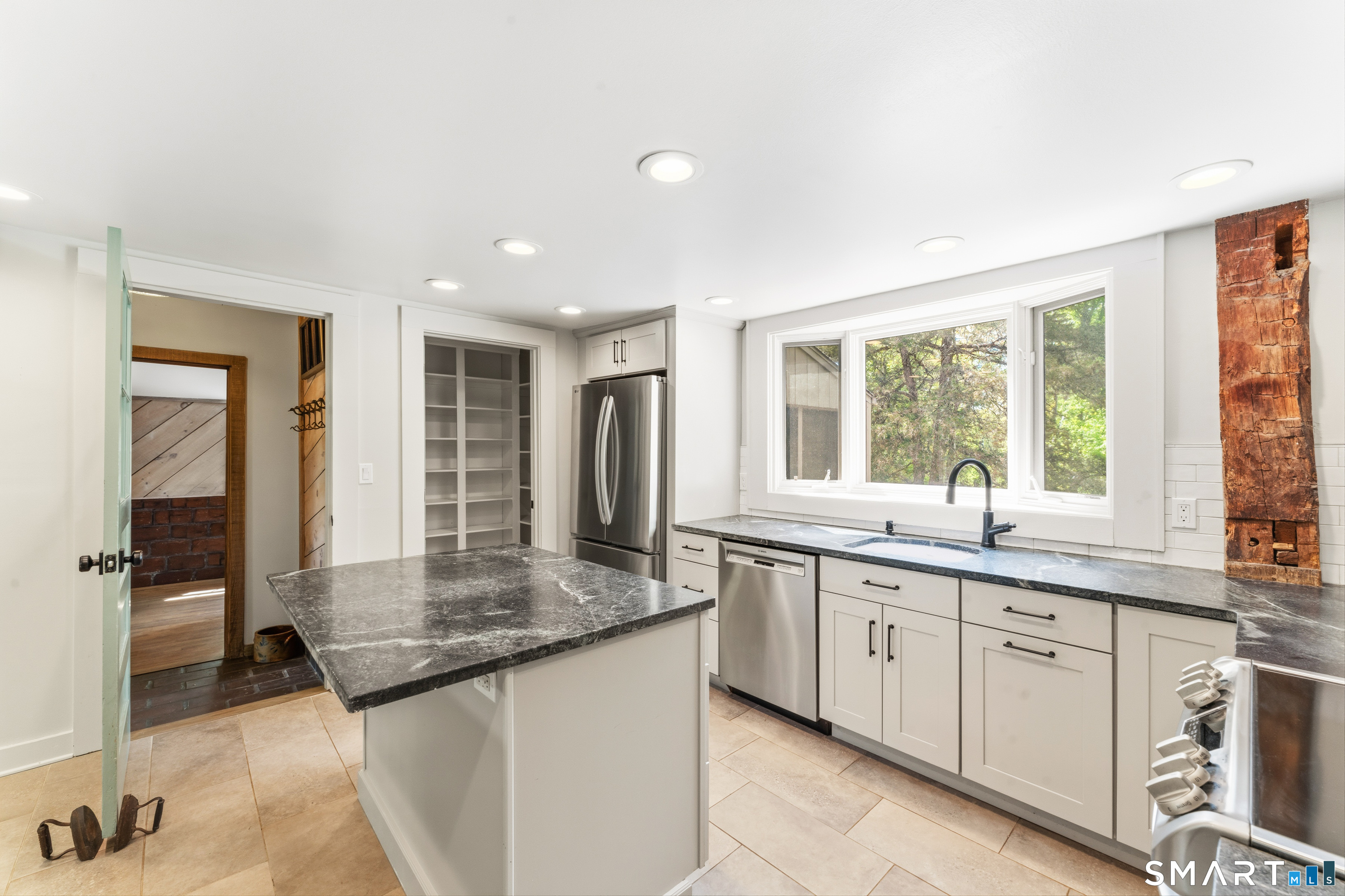 19 Farrell Road Newtown CT 06470