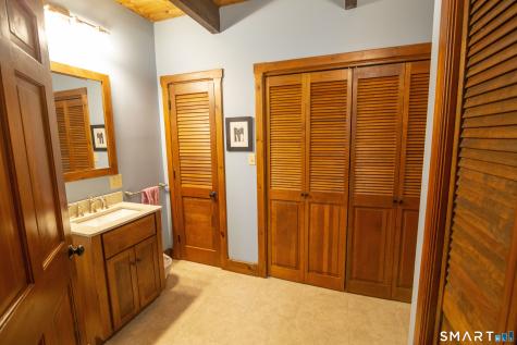 7 Maynard Hill Road Preston CT 06365