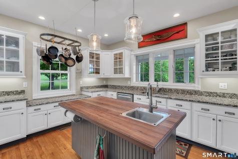 270 Peach Orchard Road Southbury CT 06488