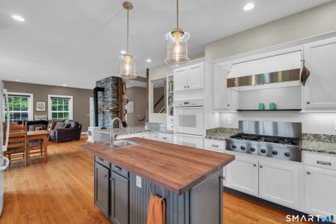 270 Peach Orchard Road Southbury CT 06488