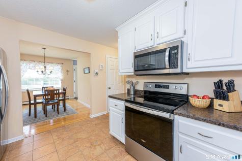148 Mill Pond Heights Road East Haven CT 06513