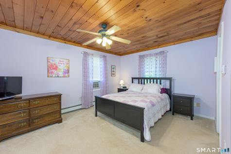 148 Mill Pond Heights Road East Haven CT 06513