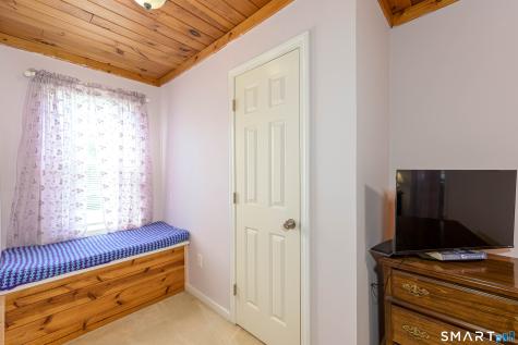148 Mill Pond Heights Road East Haven CT 06513