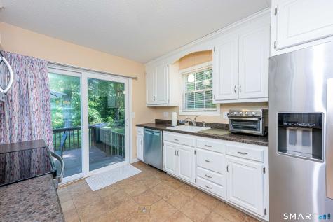 148 Mill Pond Heights Road East Haven CT 06513