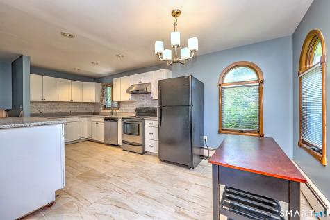 21 Mcdermott Circle Hamden CT 06518