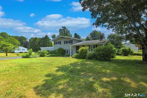 21 Mcdermott Circle Hamden CT 06518