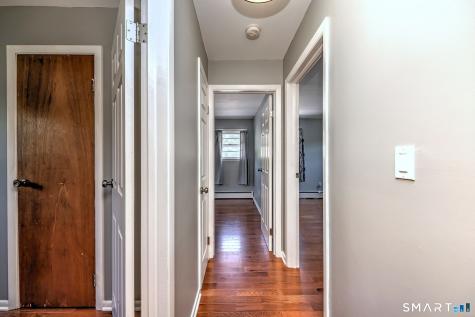 21 Mcdermott Circle Hamden CT 06518