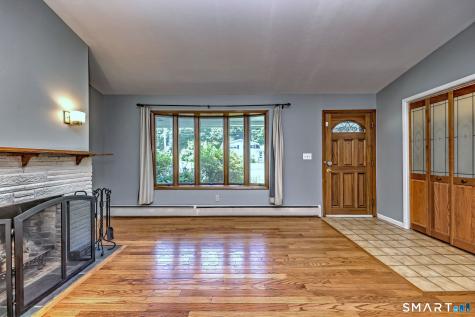 21 Mcdermott Circle Hamden CT 06518