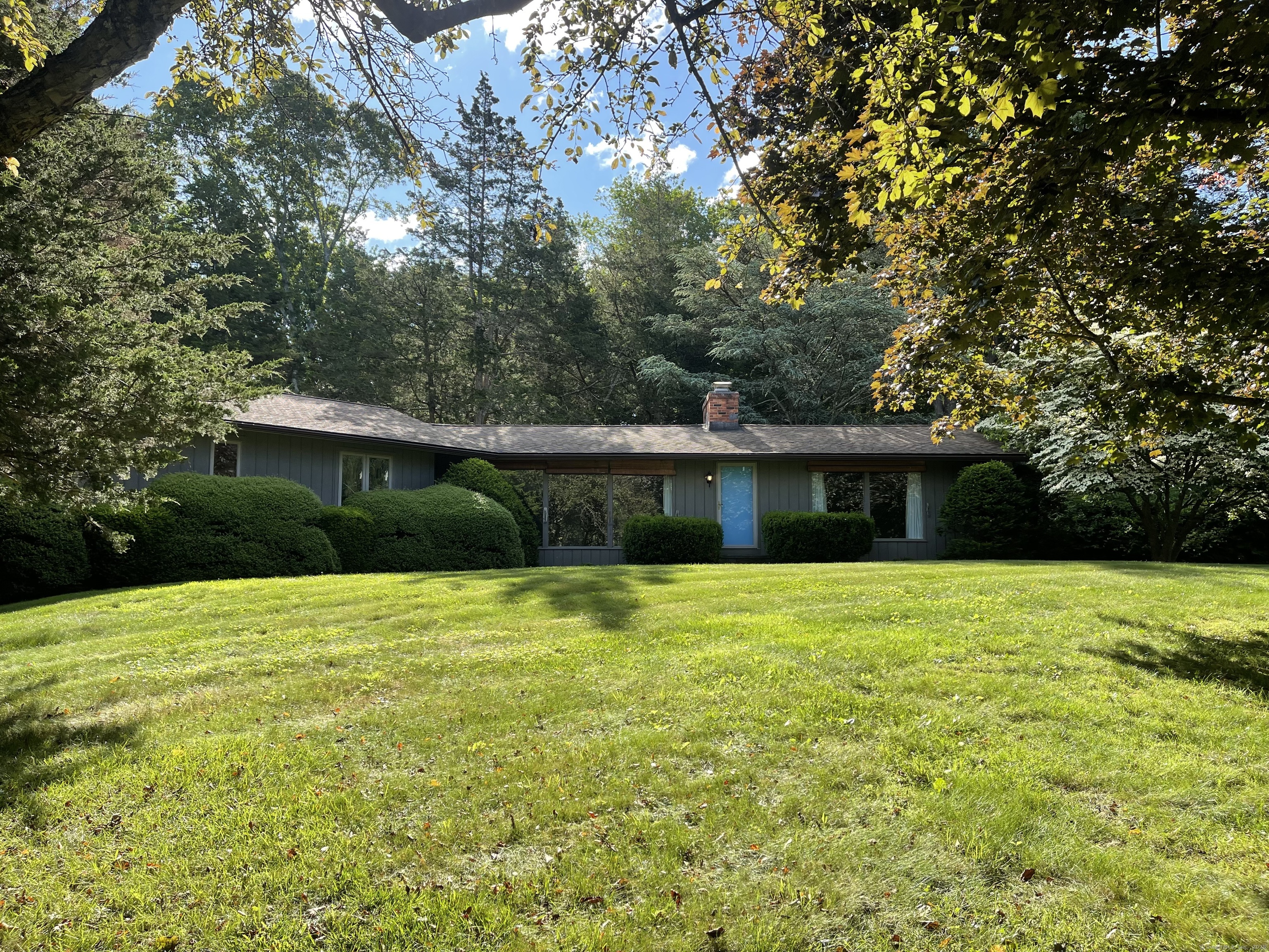 118 Flintlock Road Madison CT 06443