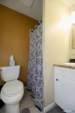 7 Jonathan Place Bloomfield CT 06002