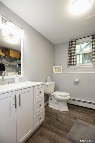 7 Jonathan Place Bloomfield CT 06002