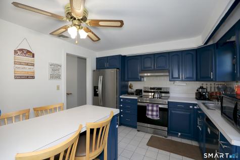 7 Jonathan Place Bloomfield CT 06002