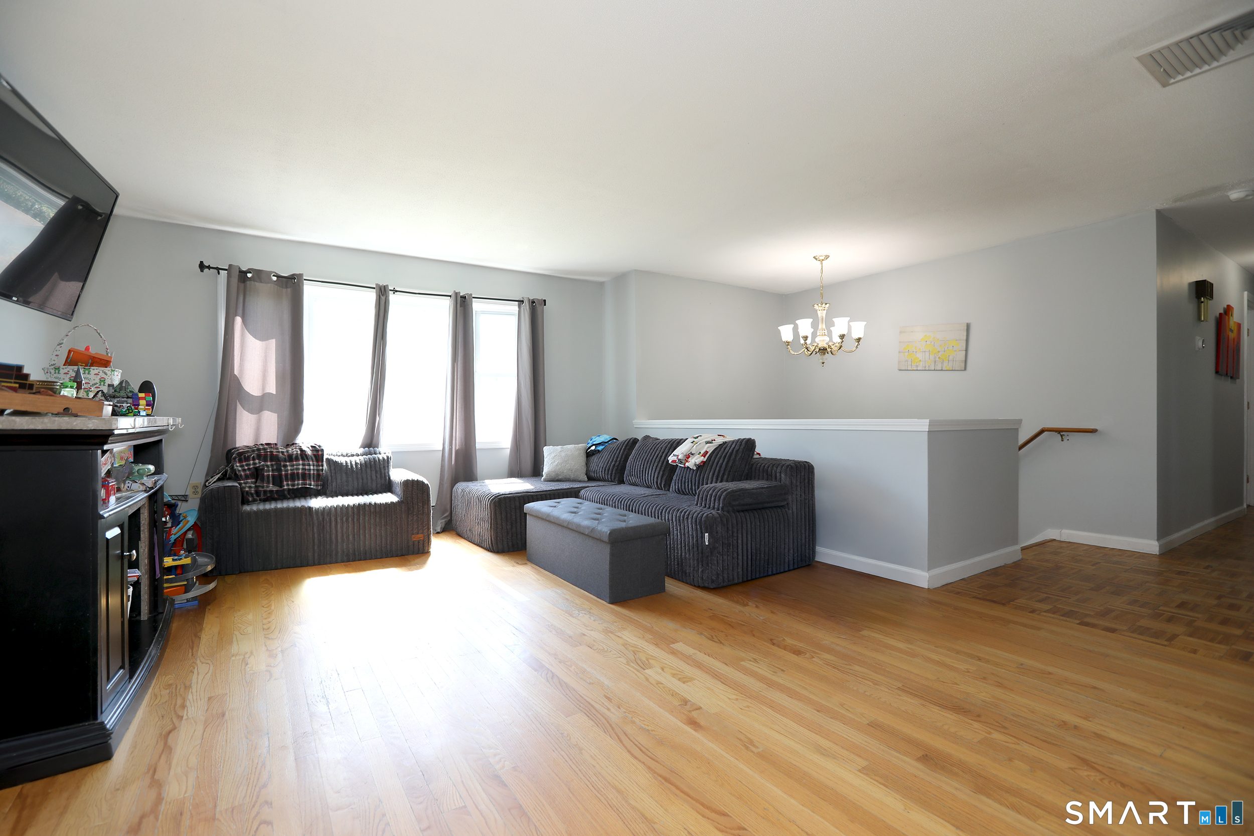 7 Jonathan Place Bloomfield CT 06002