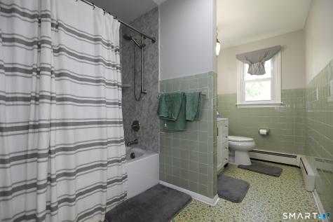 7 Jonathan Place Bloomfield CT 06002