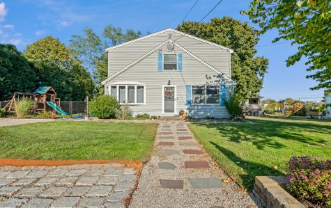 12 Greenfield Street Waterford CT 06385