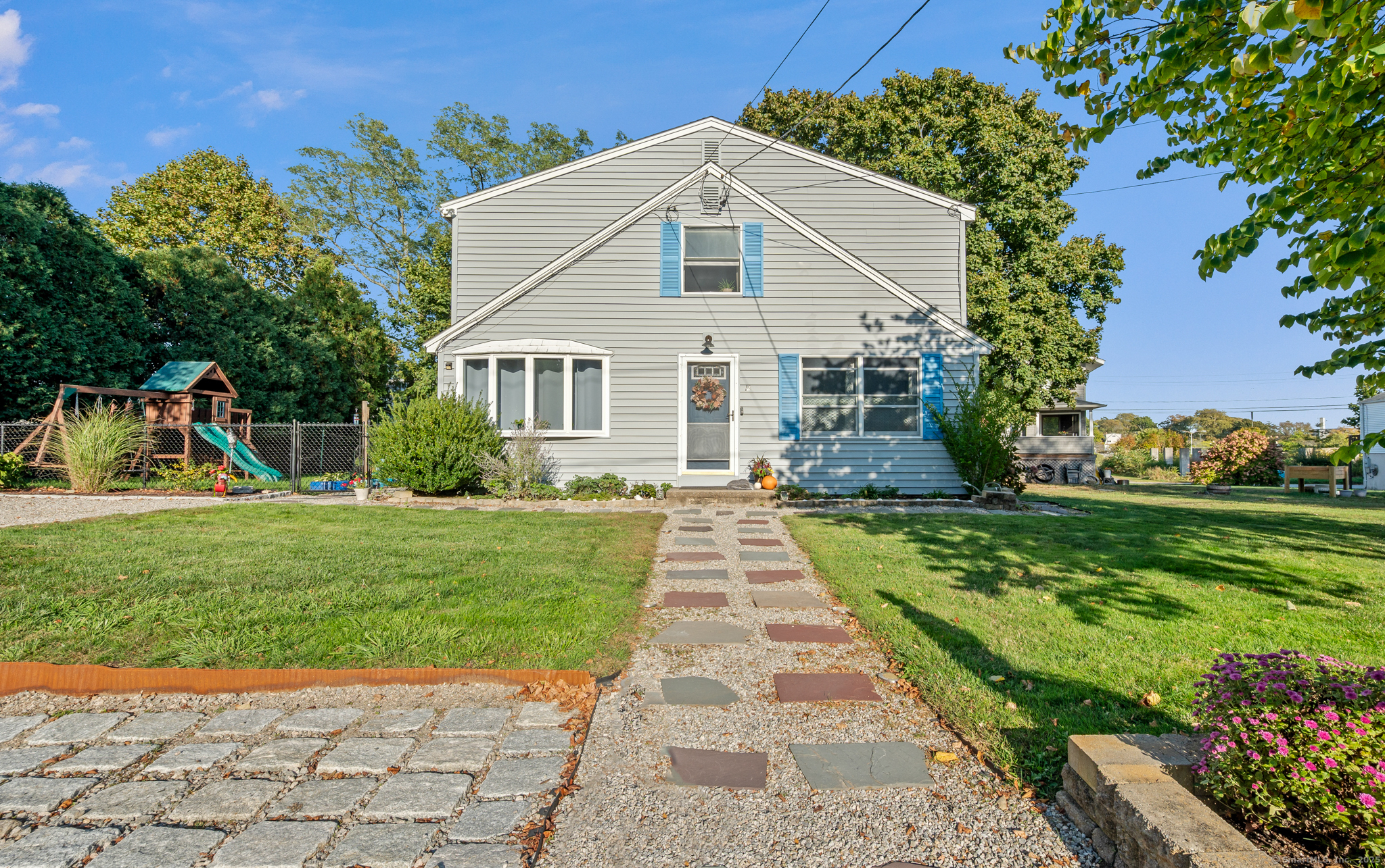 12 Greenfield Street Waterford CT 06385