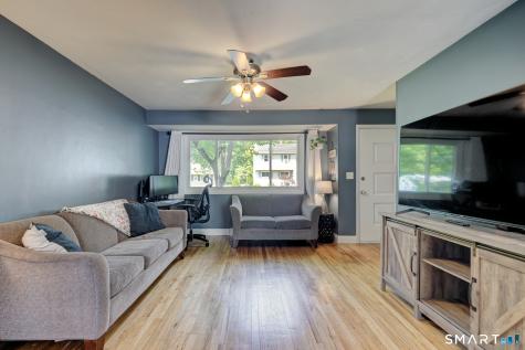 25 Yale Drive Enfield CT 06082