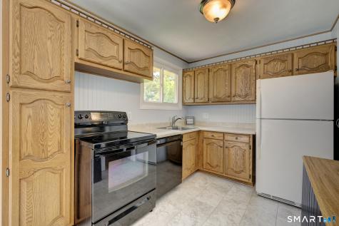 25 Yale Drive Enfield CT 06082