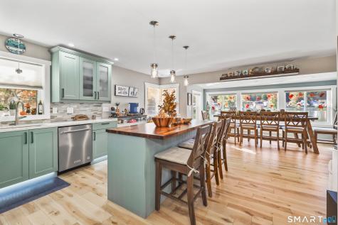 196 Lake Plymouth Boulevard Plymouth CT 06782