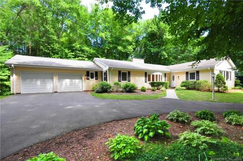 33 Beldenwood Road Simsbury CT 06070