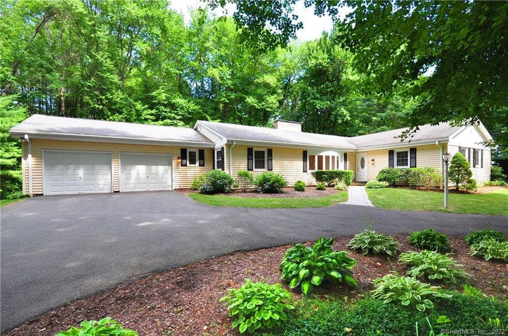 33 Beldenwood Road Simsbury CT 06070