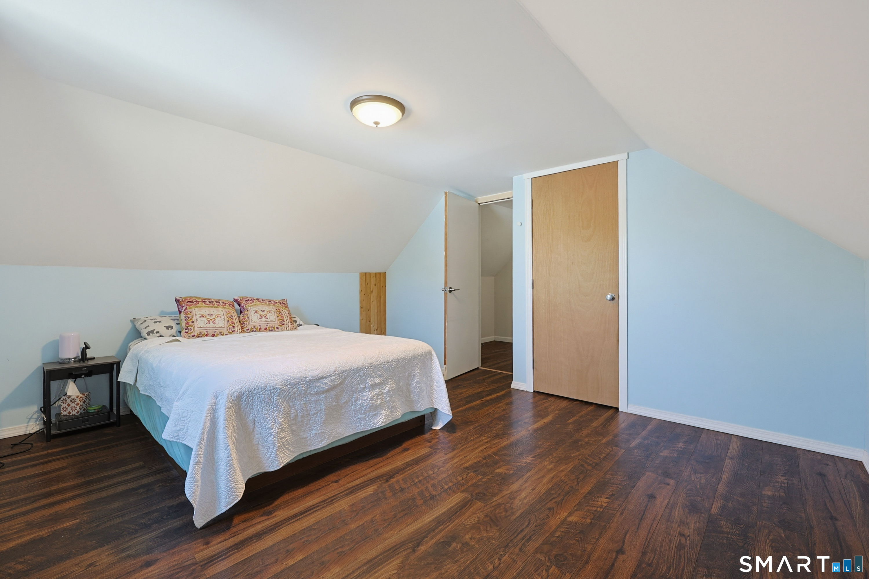 16 King Court Enfield CT 06082