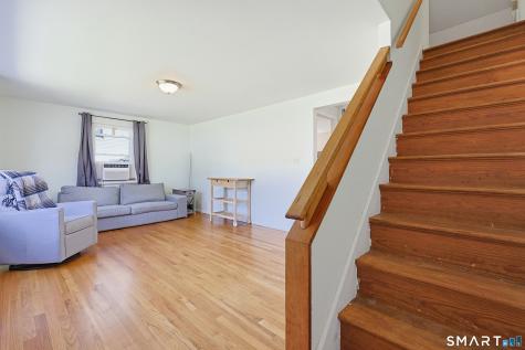 16 King Court Enfield CT 06082