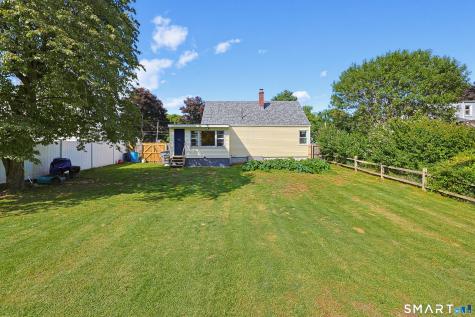 16 King Court Enfield CT 06082