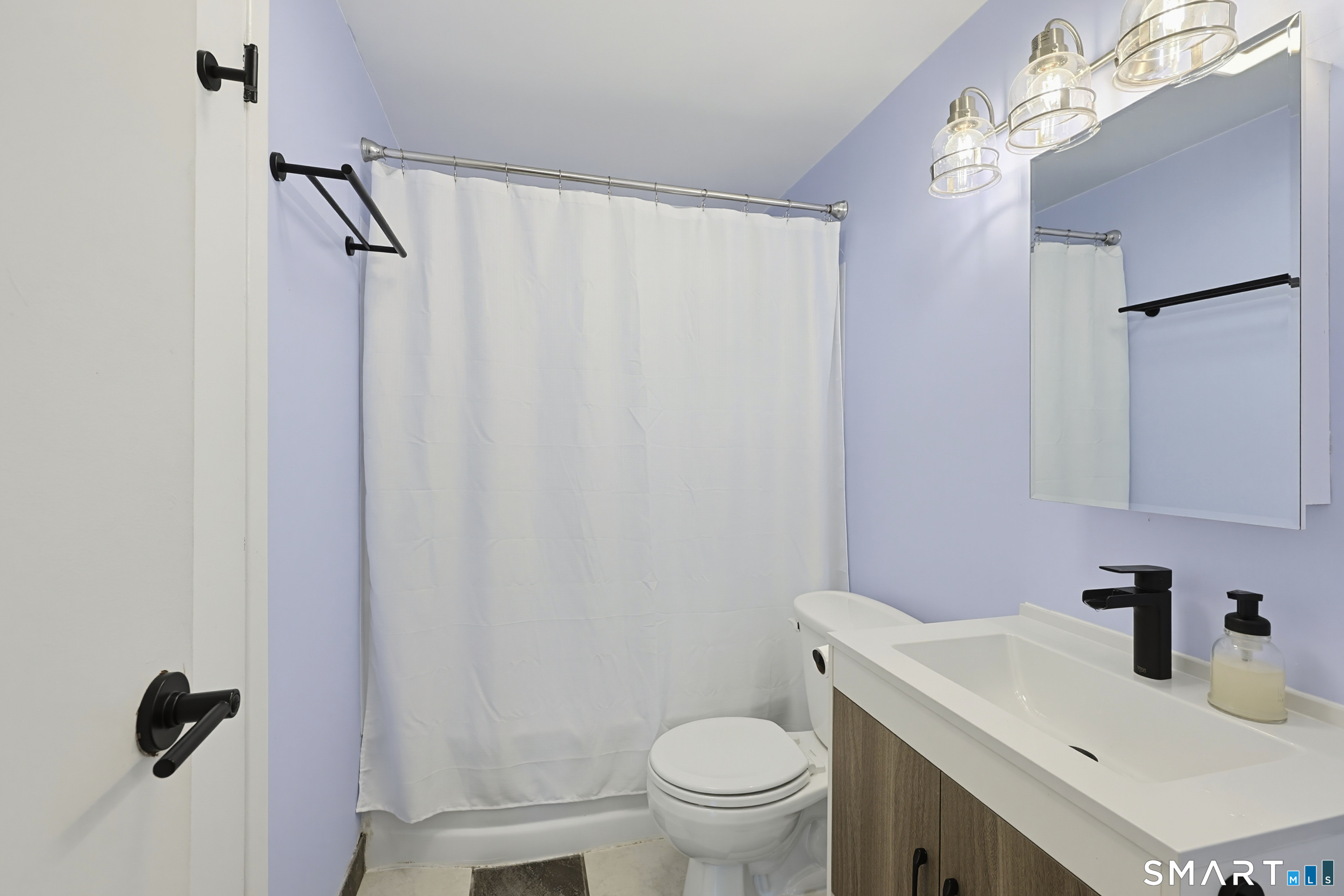 16 King Court Enfield CT 06082