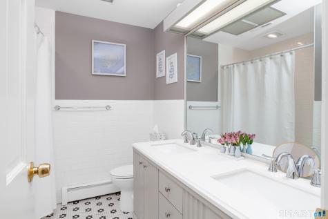 19 Surrey Lane Branford CT 06405