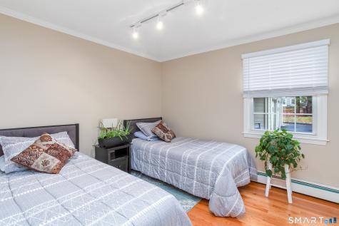 19 Surrey Lane Branford CT 06405